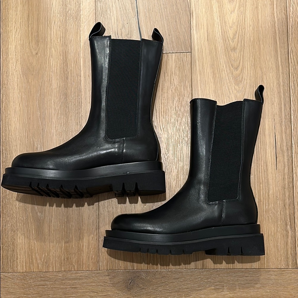 Black Combat Moto Boots with Chunky Sole